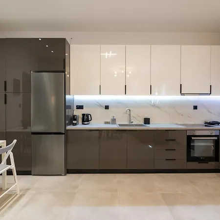 Cozy & Lux Apartment *